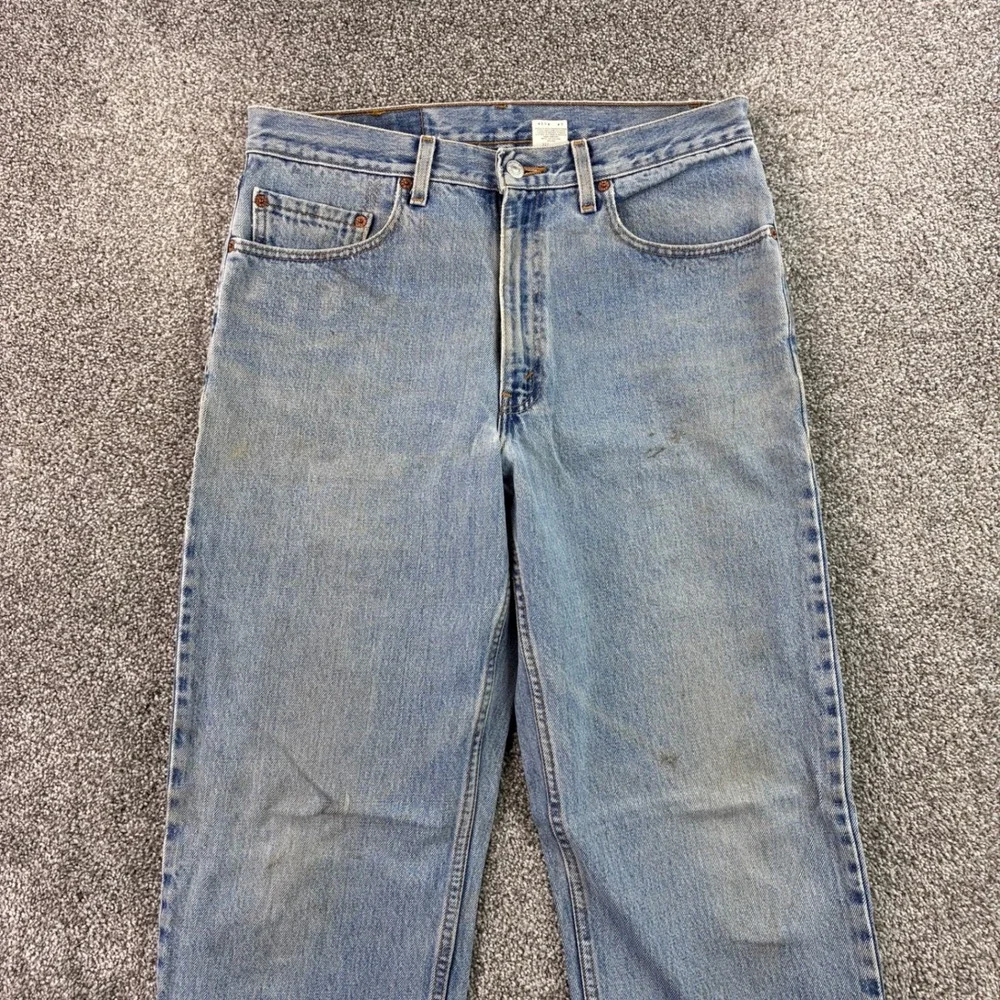 Vintage Levi's 550 Jeans Mens 34x34 Blue Denim Light Wash Regular Relaxed 90s
